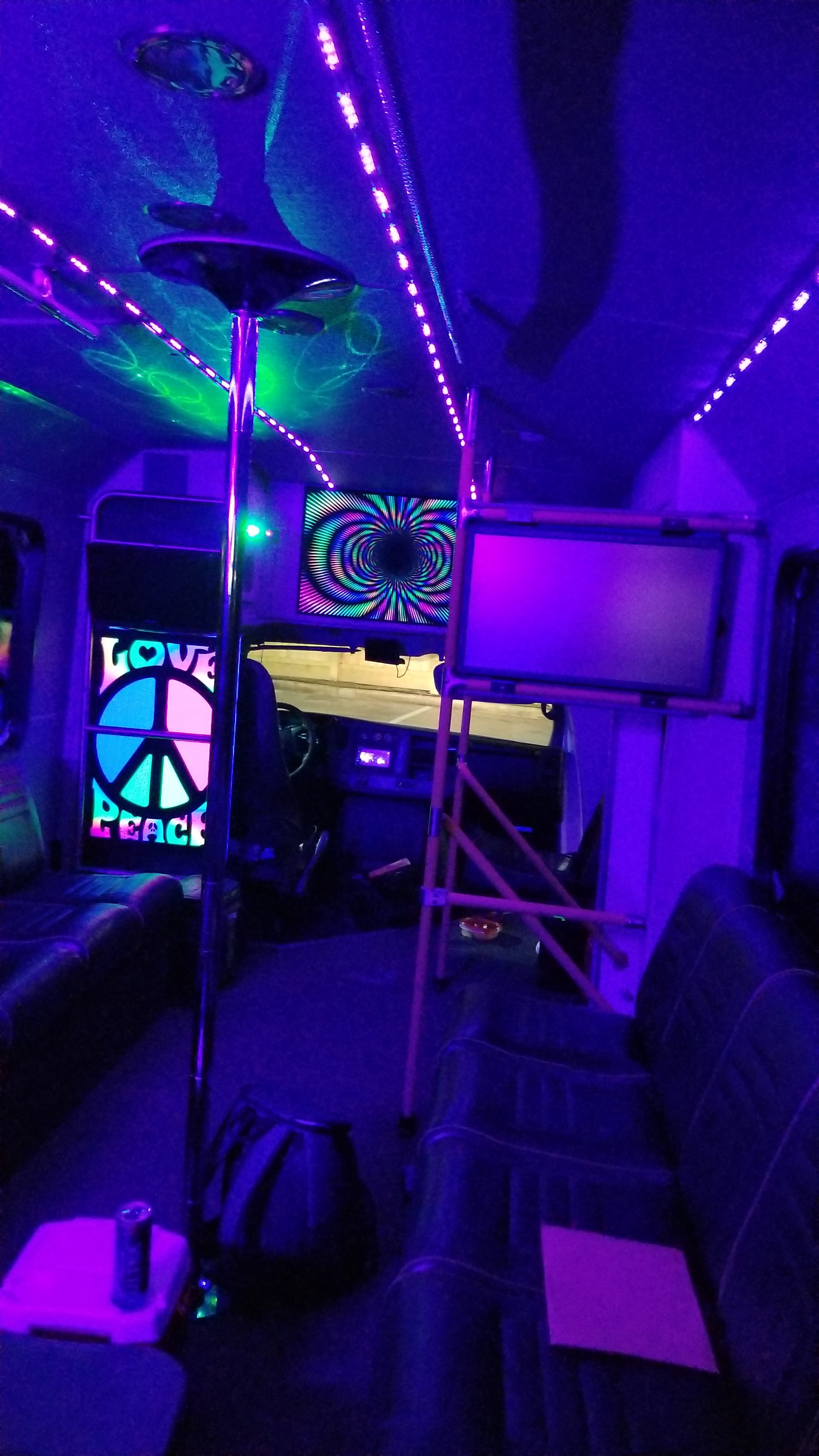 17 Passenger Party Bus